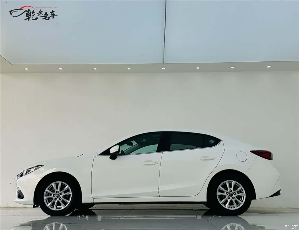 Mazda Mazda3, 2015 4