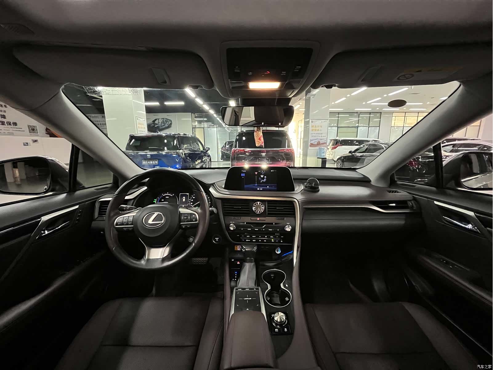 Lexus RX, 2022 15