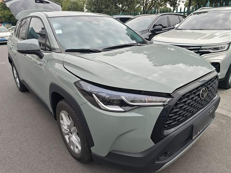 Toyota Corolla Sharp amplifier