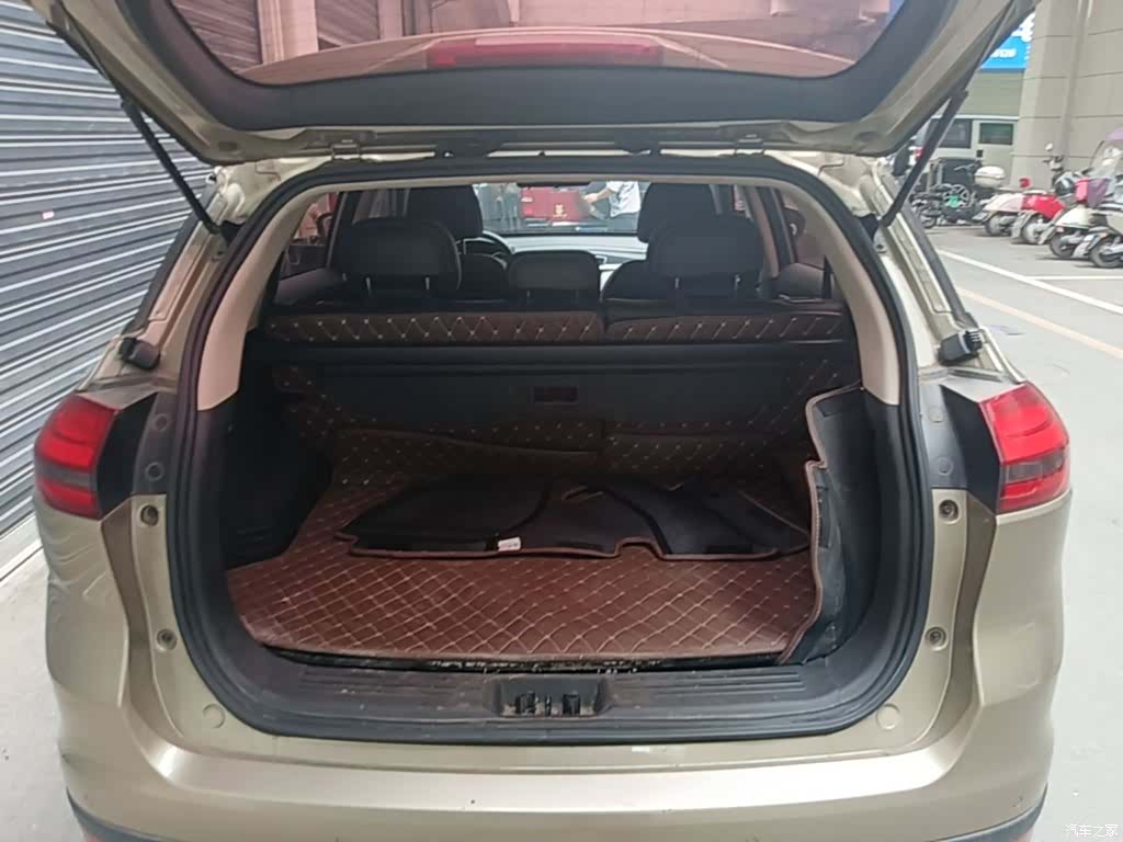 Geely Boyue, 2017 19