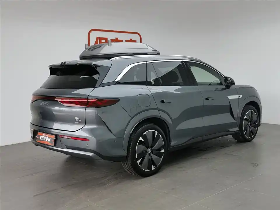 BYD Tang L