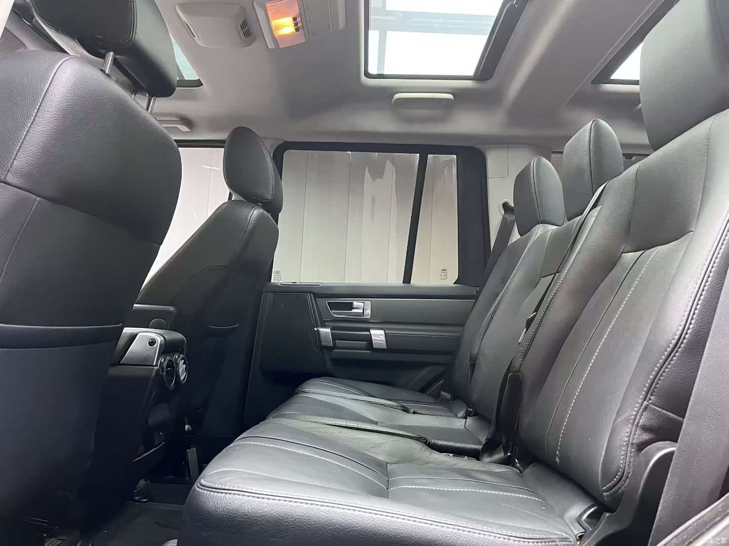 Land Rover Discovery, 2016 9
