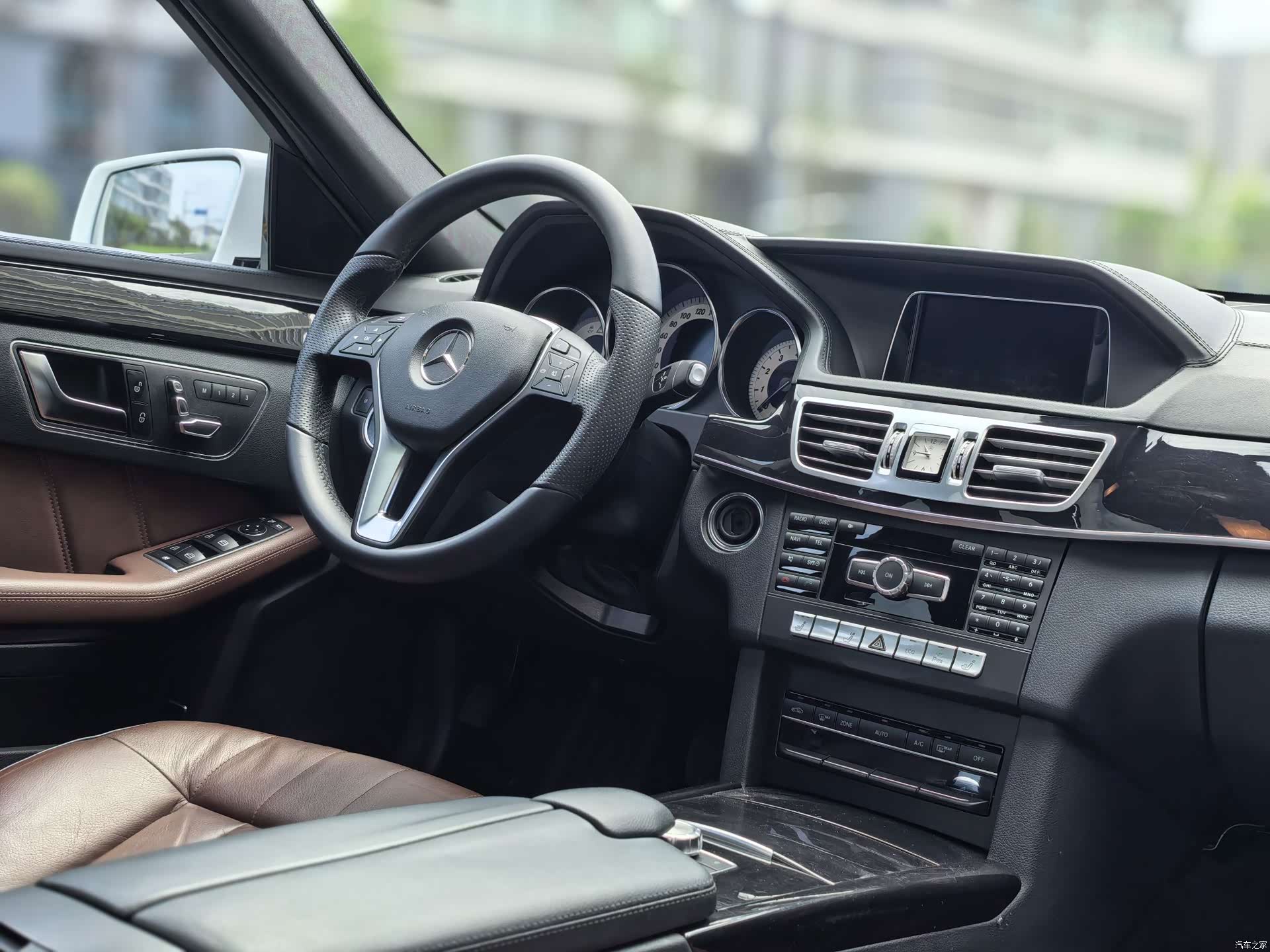 Mercedes-Benz E-Class, 2014 10