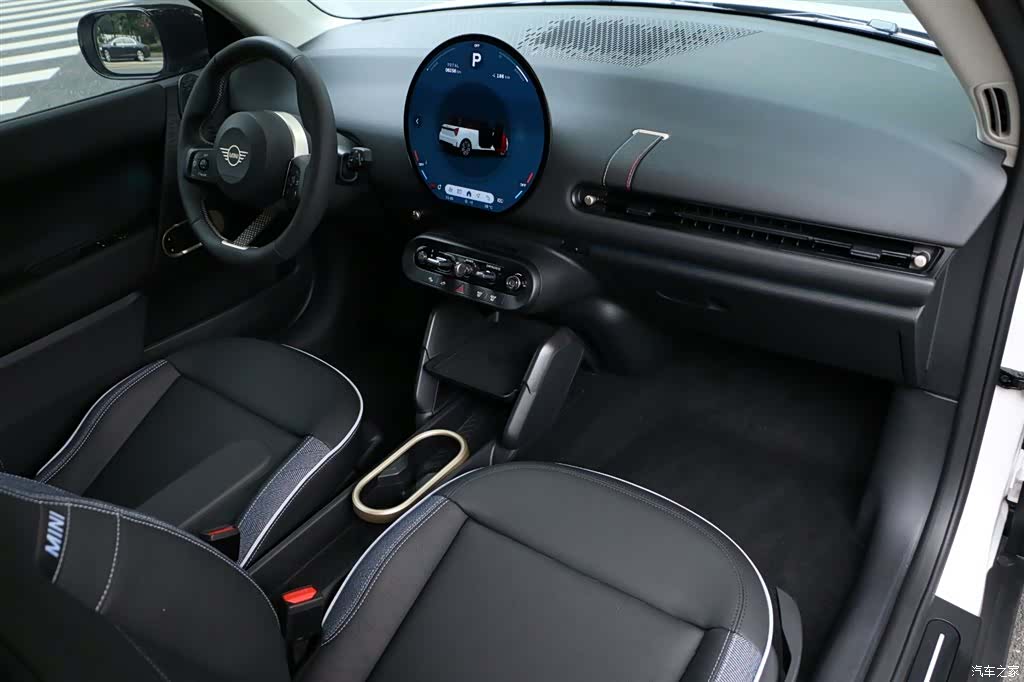 Mini Cooper, 2025 11