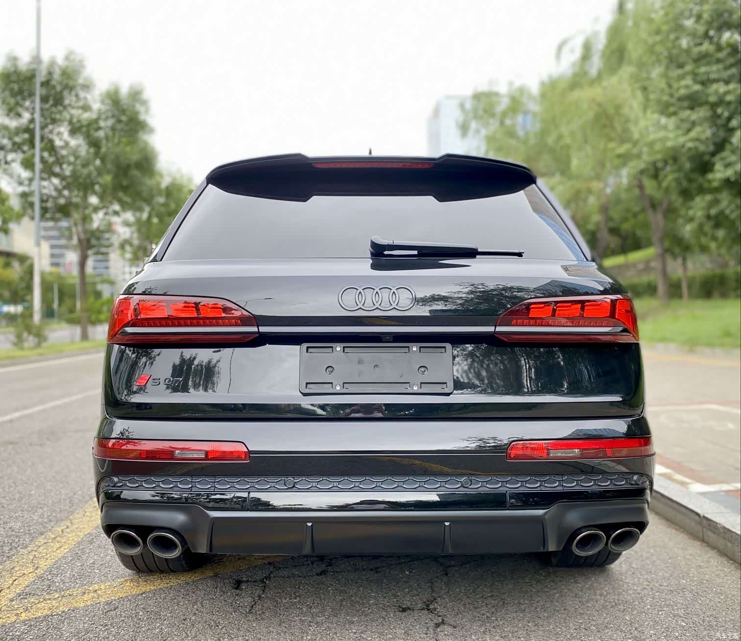 Audi Q7, 2025 4