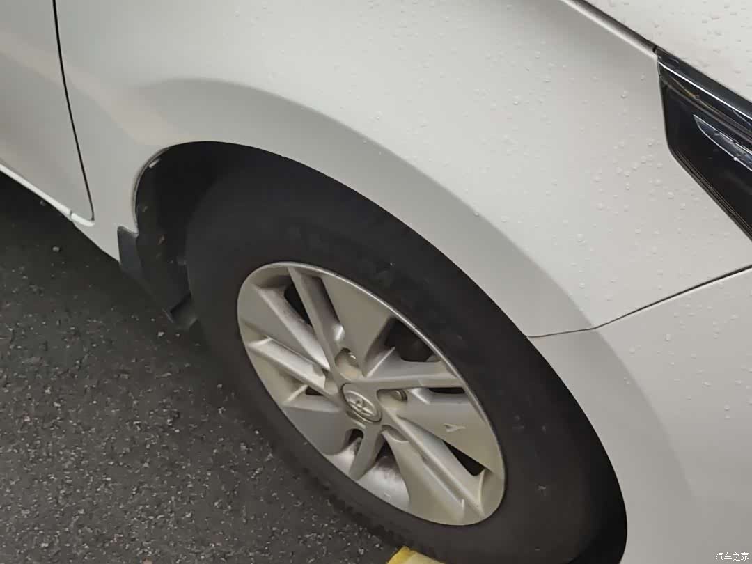 Toyota Corolla, 2015 10