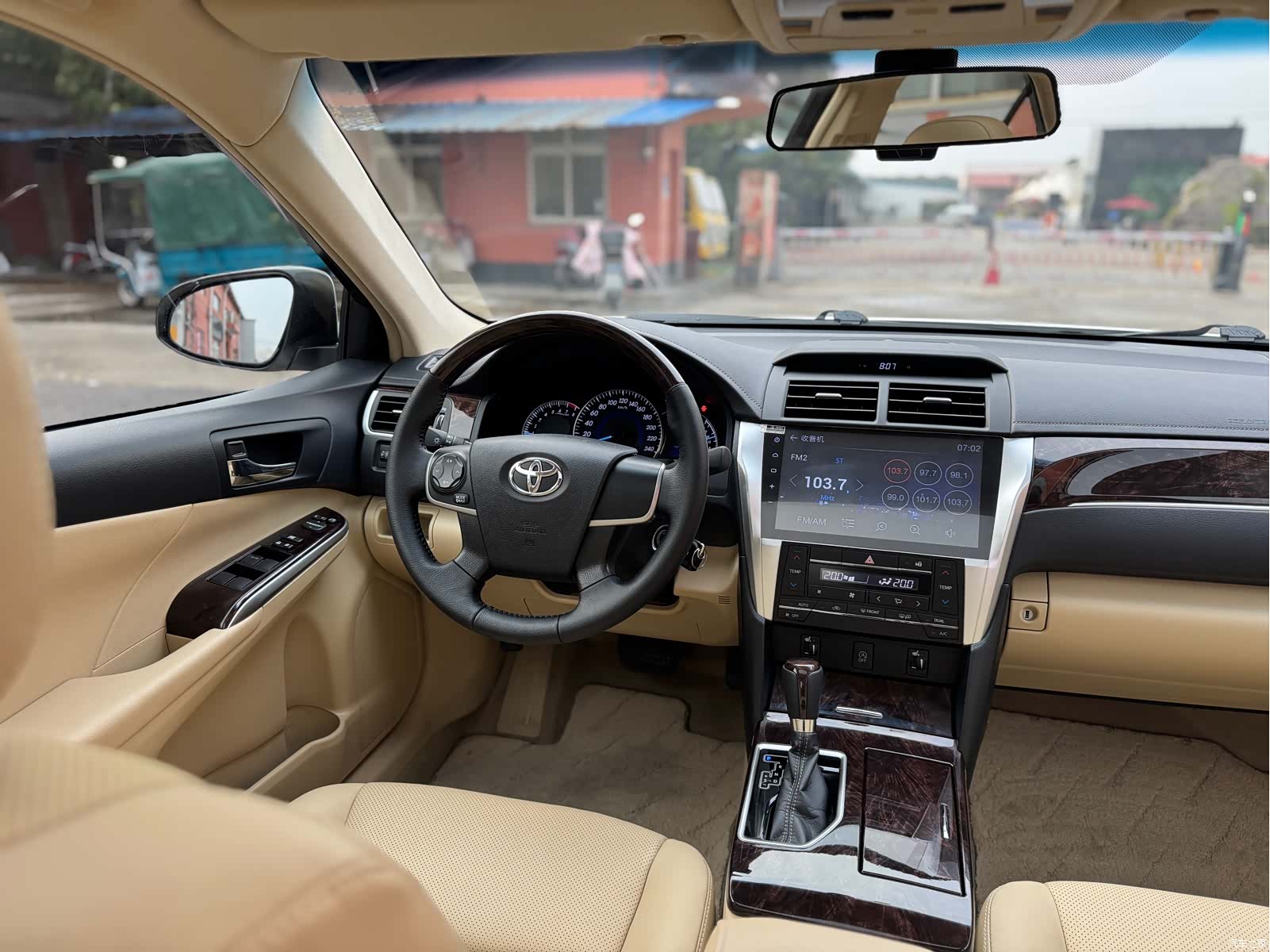 Toyota Camry, 2017 23