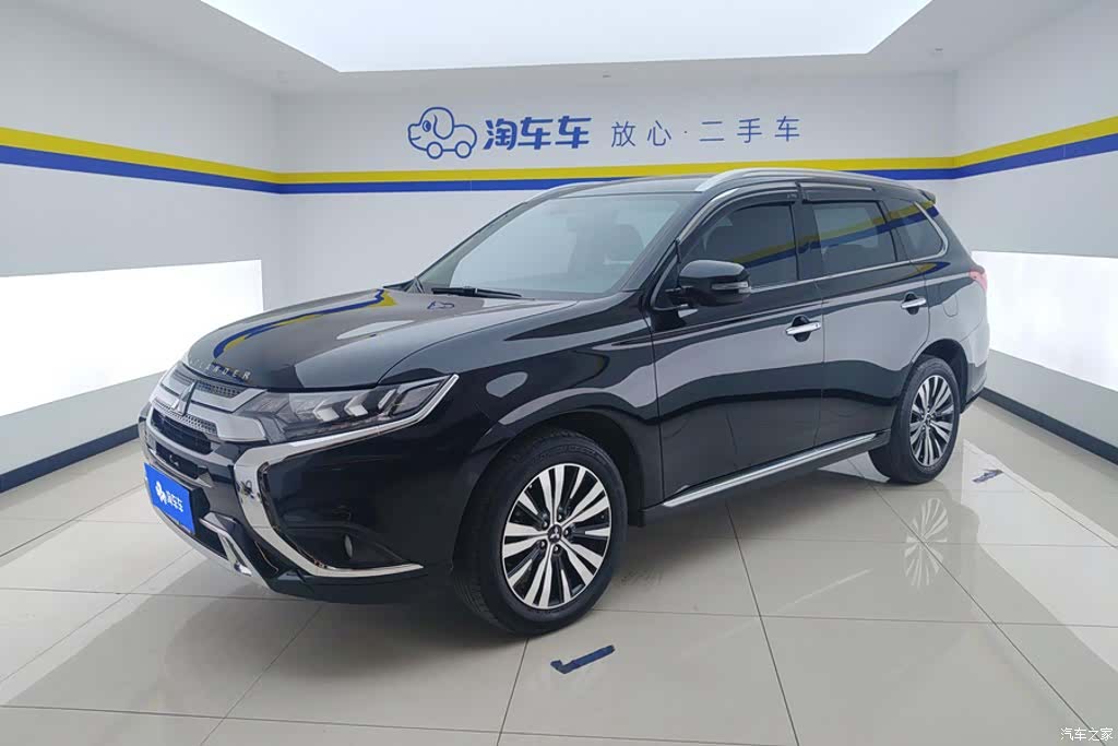 Mitsubishi Outlander, 2021 1