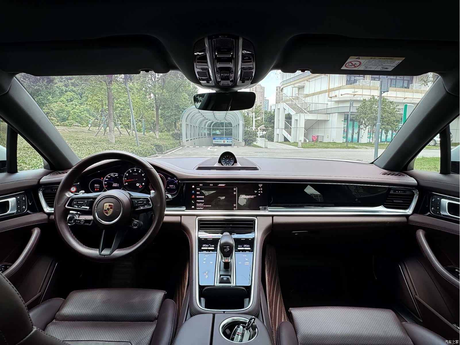 Porsche Panamera, 2022 все фото