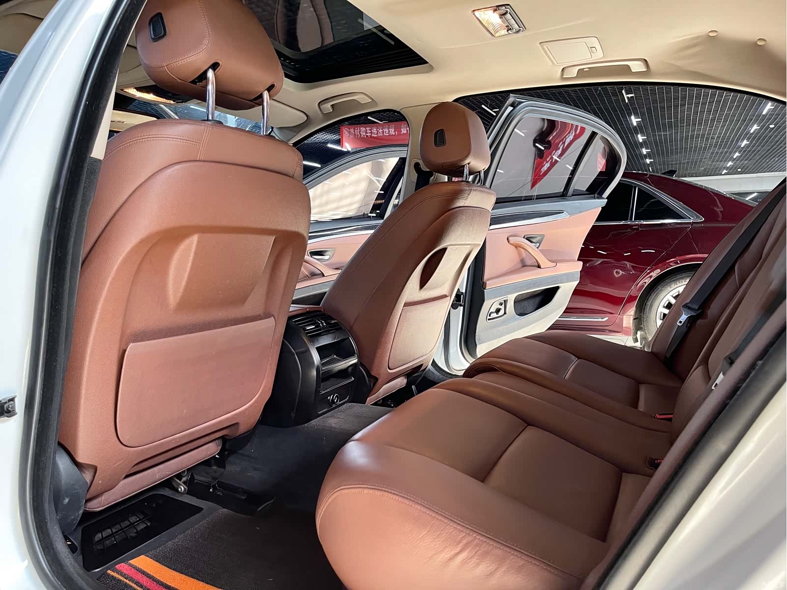BMW 5 Series, 2015 10