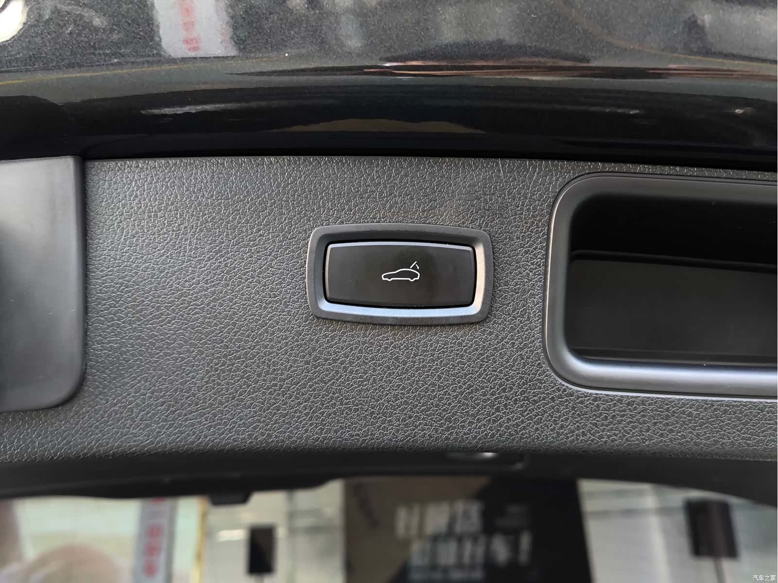 Porsche Macan, 2023 28
