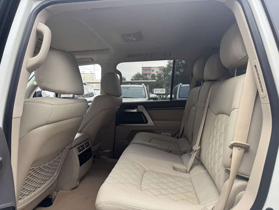 Toyota Land Cruiser 2019, фото 8