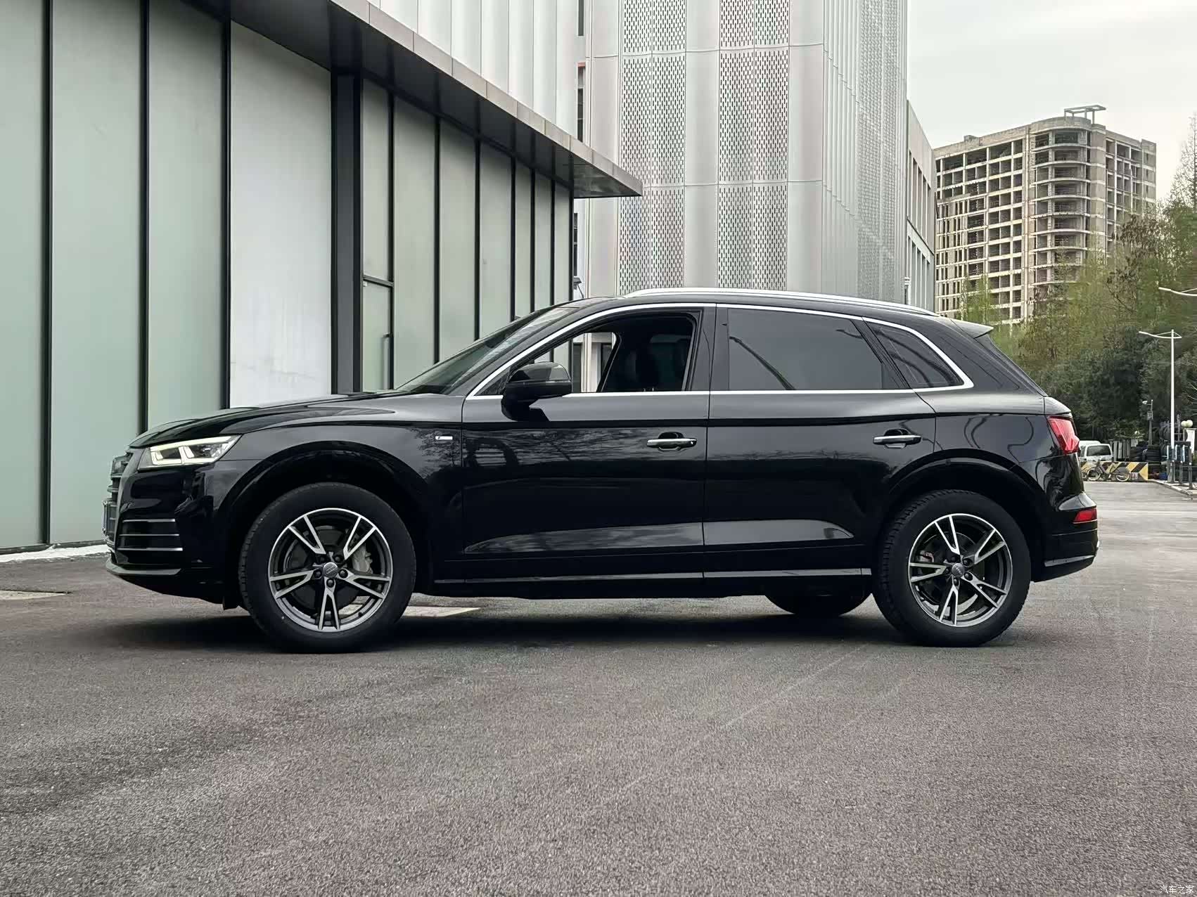 Audi Q5L, 2020 12