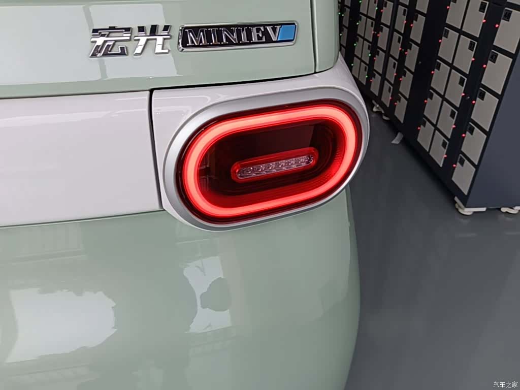 Wuling MINIEV, 2024 8