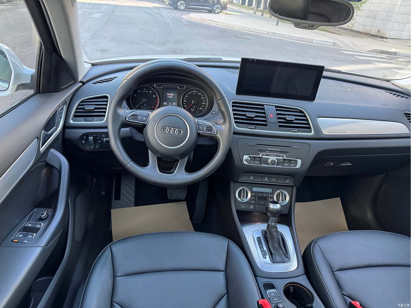 Audi Q3, 2015 8