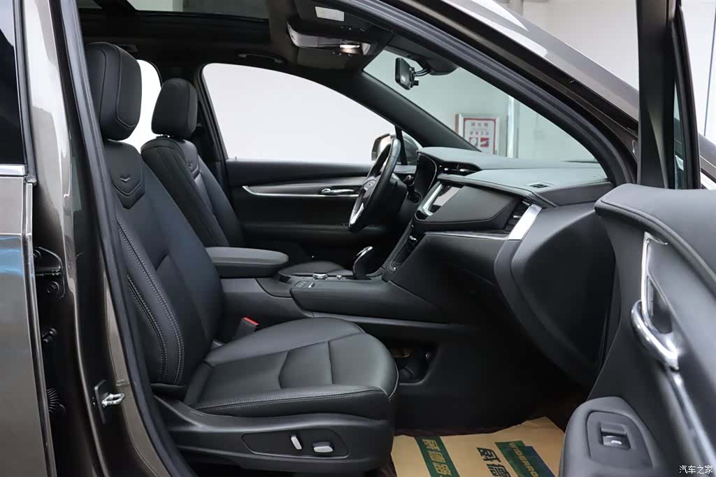 Cadillac XT6, 2022 14