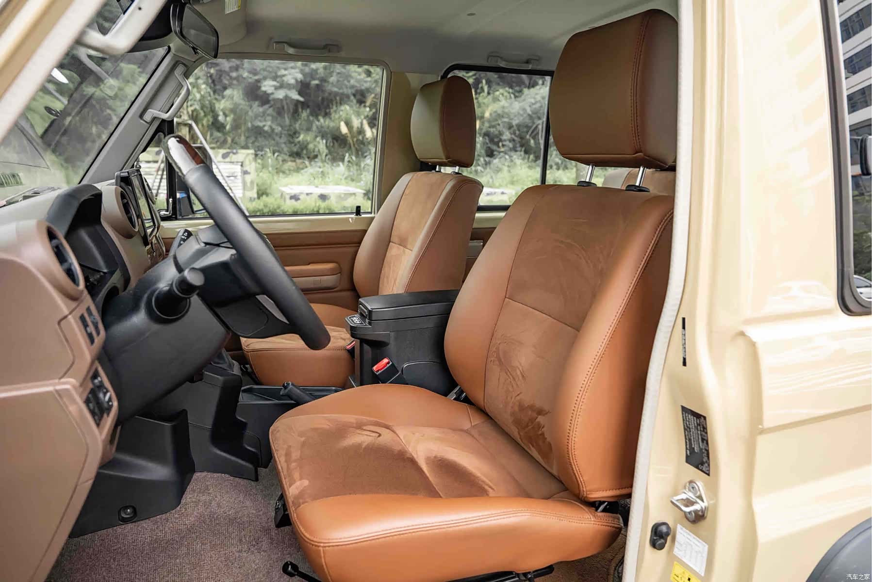 Toyota Land Cruiser, 2025 15