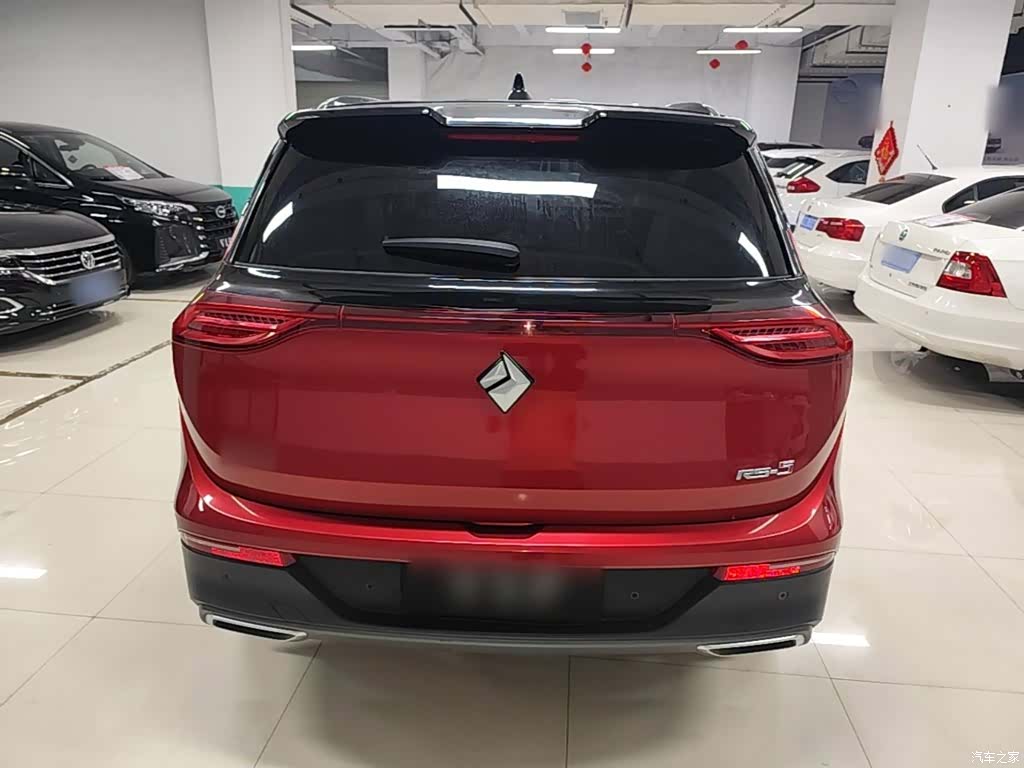 Wuling RS-5, 2019 6