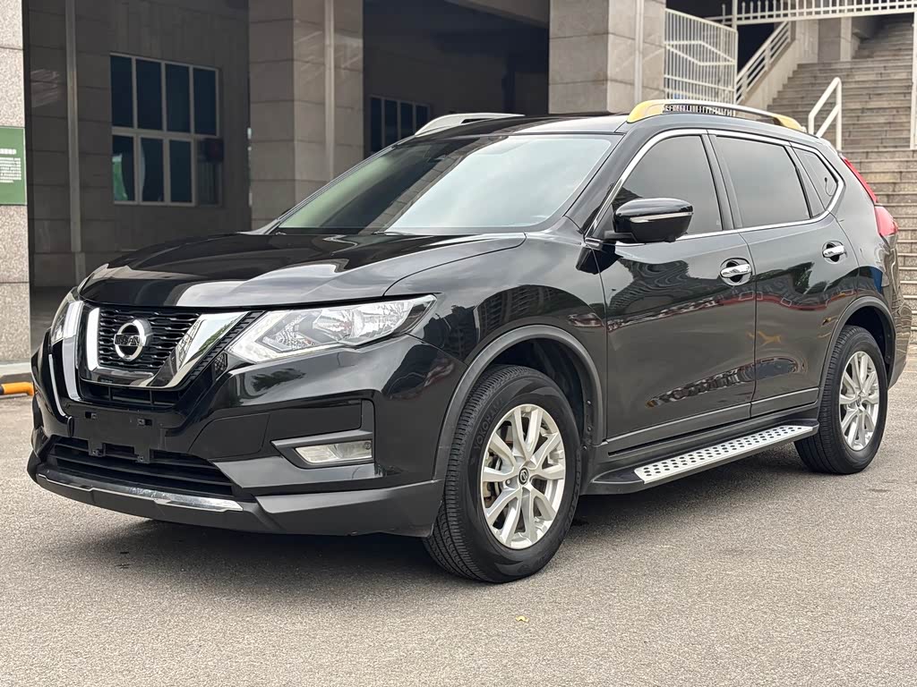 Nissan X-Trail 2019 2.0L CVT мест Comfort 2WD