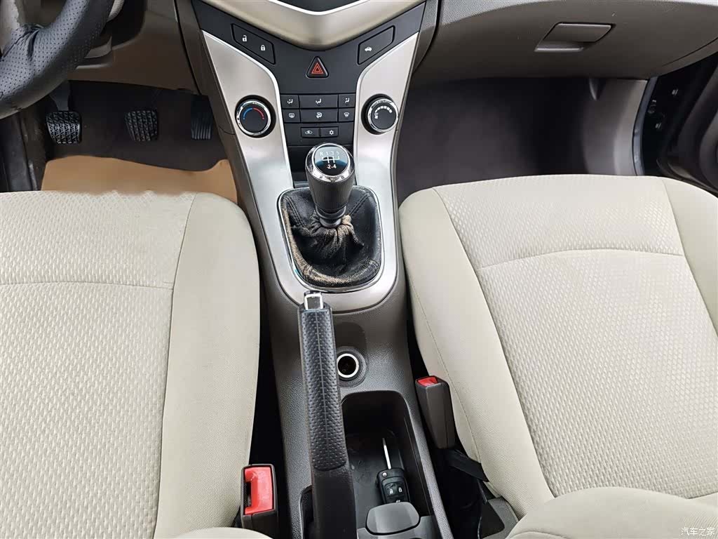 Chevrolet SL, 2016 9