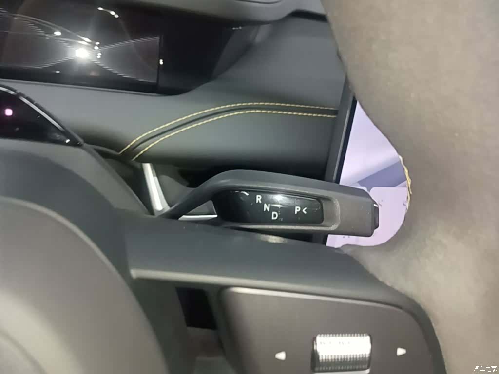 Xiaomi SU7, 2025 14