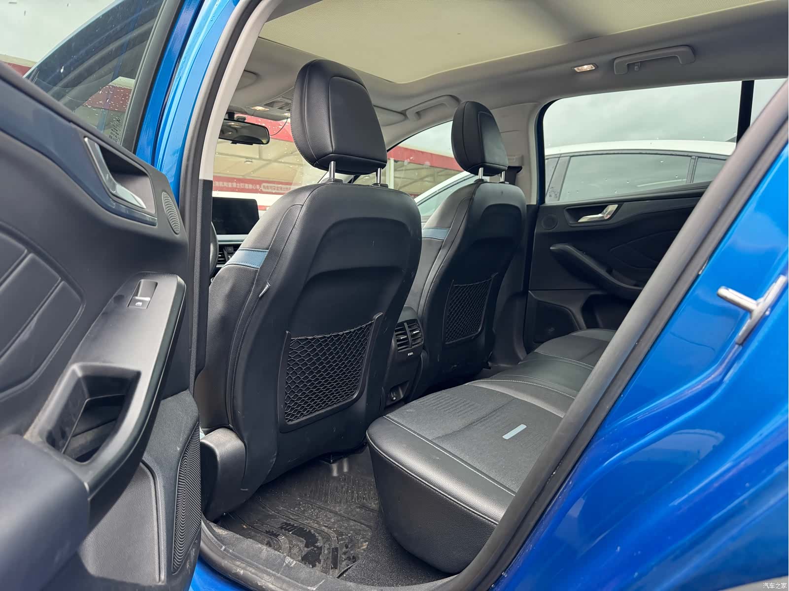 Ford Focus, 2021 4