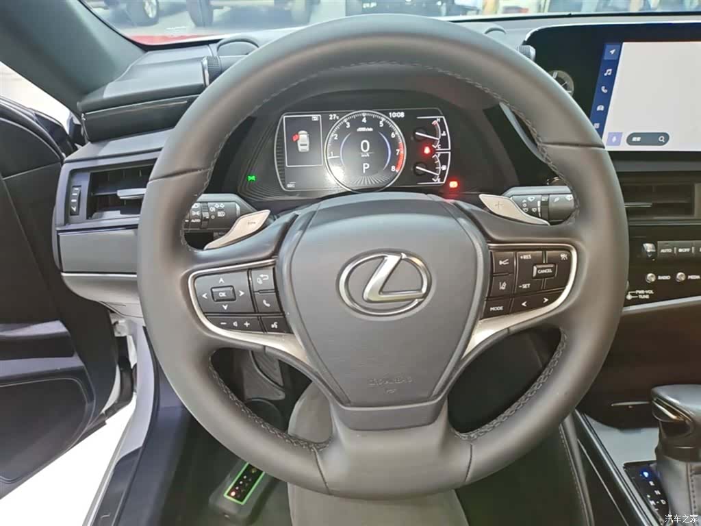 Lexus ES, 2024 11