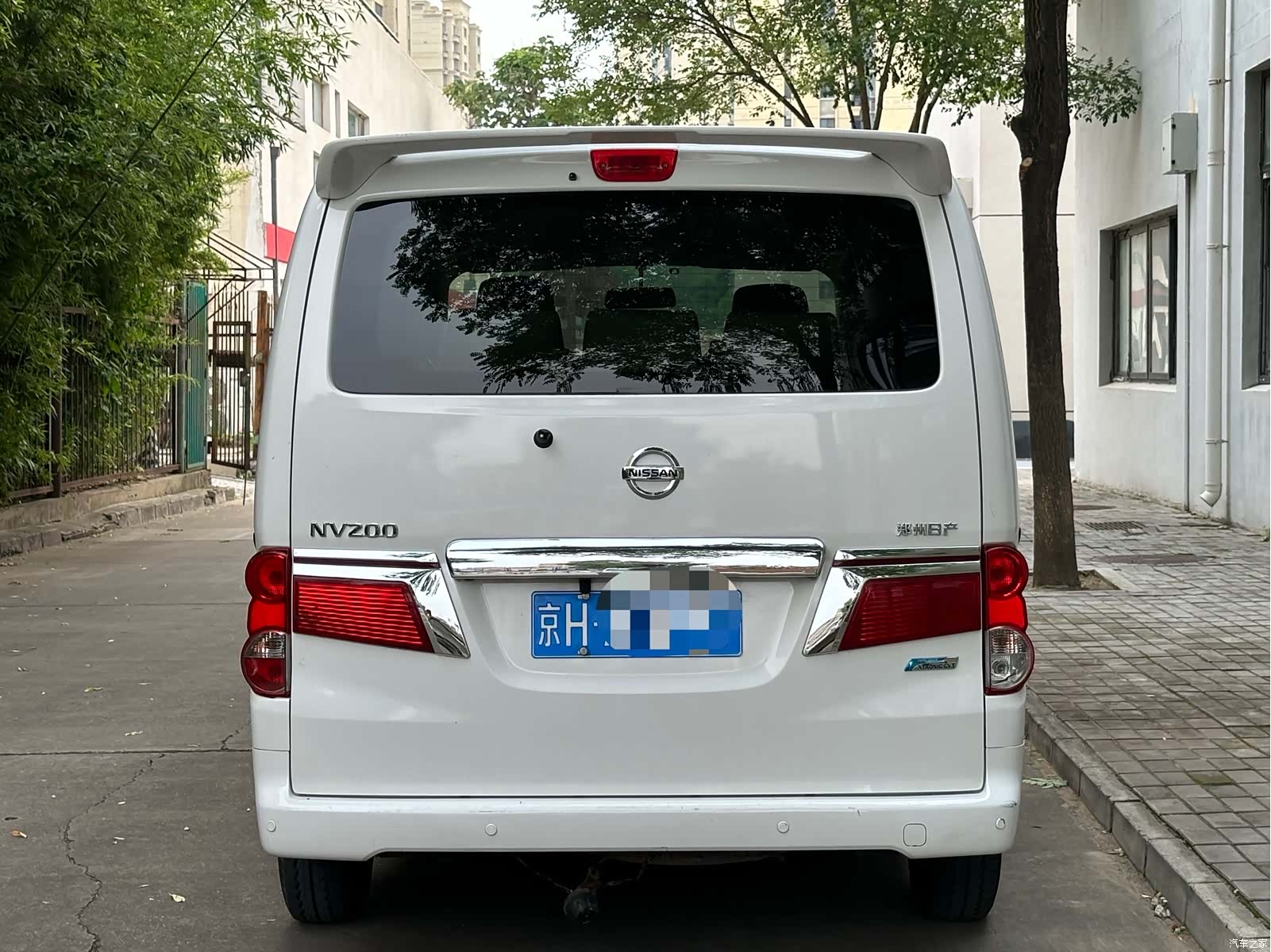 Nissan NV200, 2016 все фото