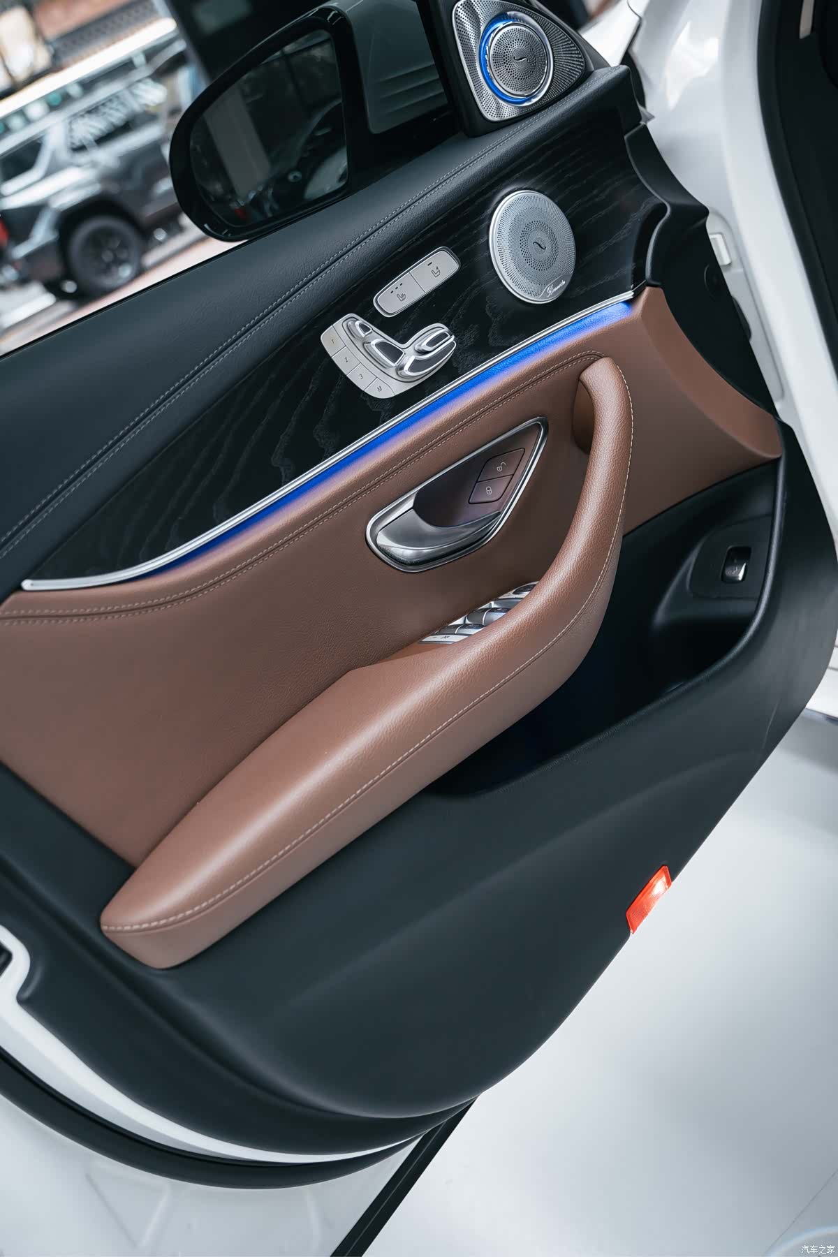 Mercedes-Benz E-Class, 2018 15