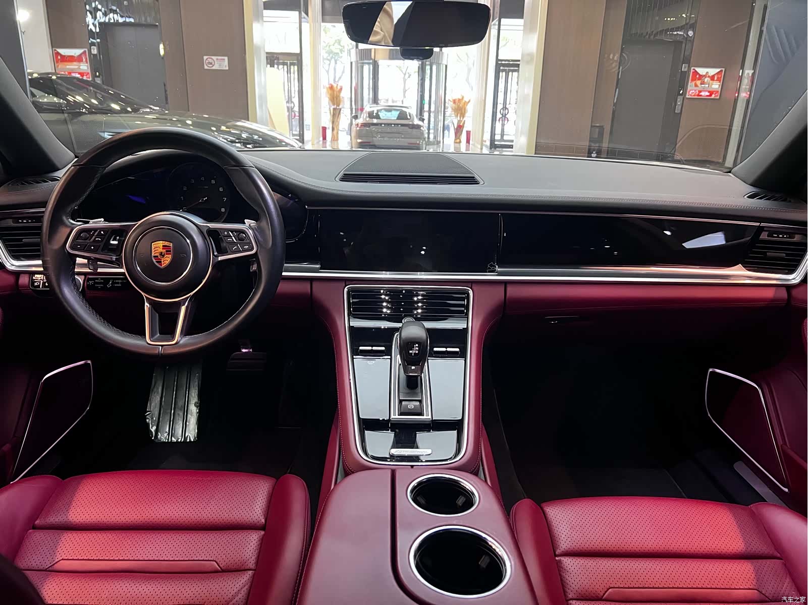 Porsche Panamera, 2019 9