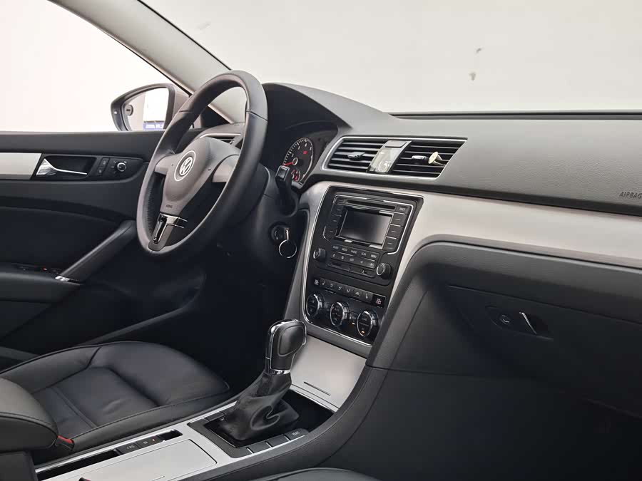 Volkswagen Passat 2014, фото 11