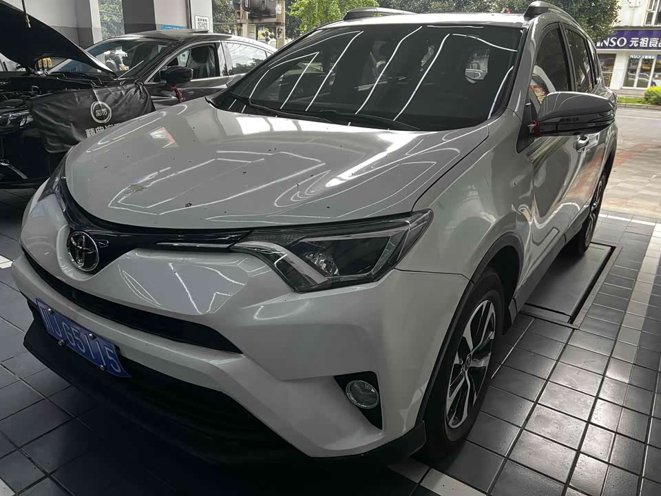 Toyota RAV4 Rongfang
