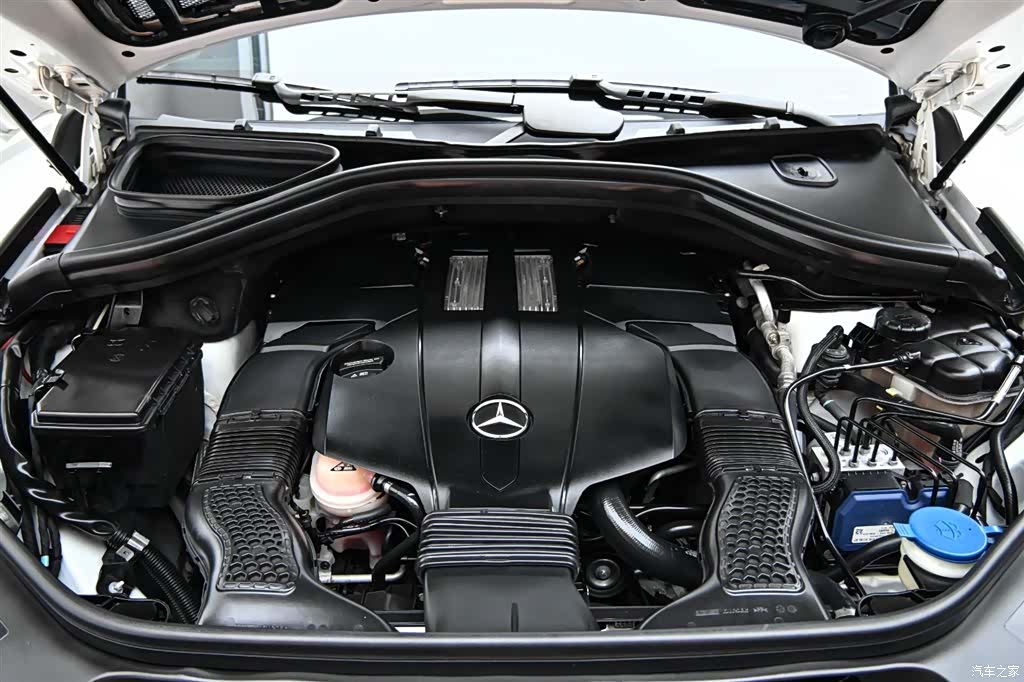 Mercedes-Benz GL-Class, 2015 37