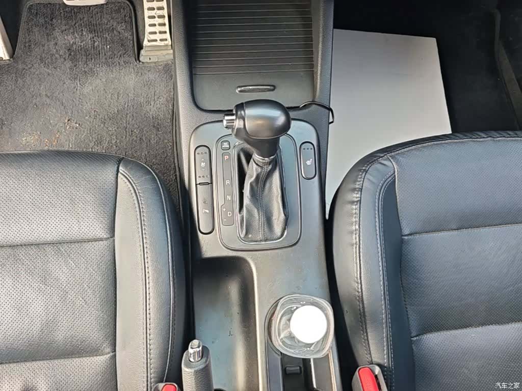 Kia K3, 2015 10