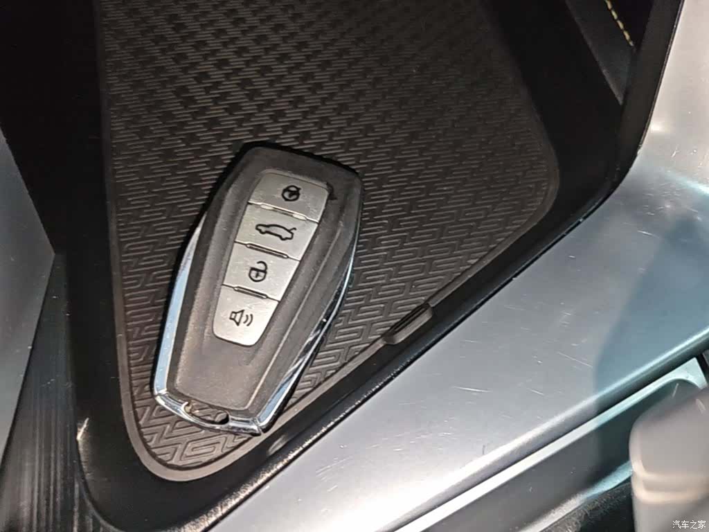 Geely Binray, 2021 9