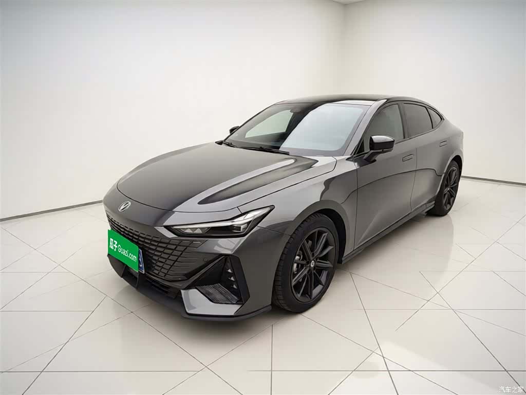 Changan UNI-V, 2023 1