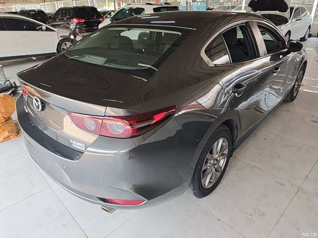 Mazda Mazda3, 2020 7
