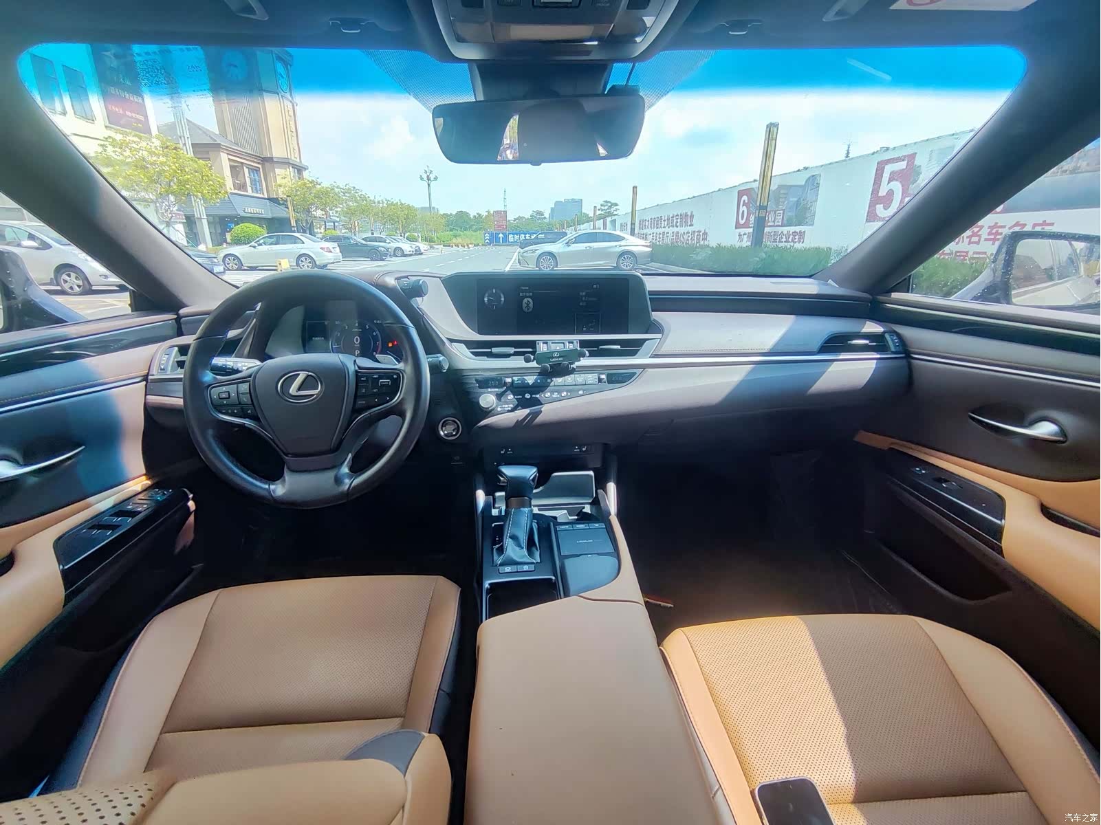 Lexus ES, 2020 6
