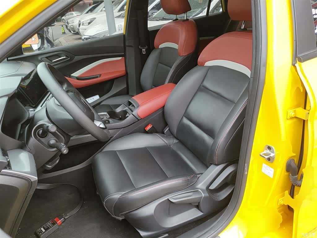 MG MG5, 2022 15