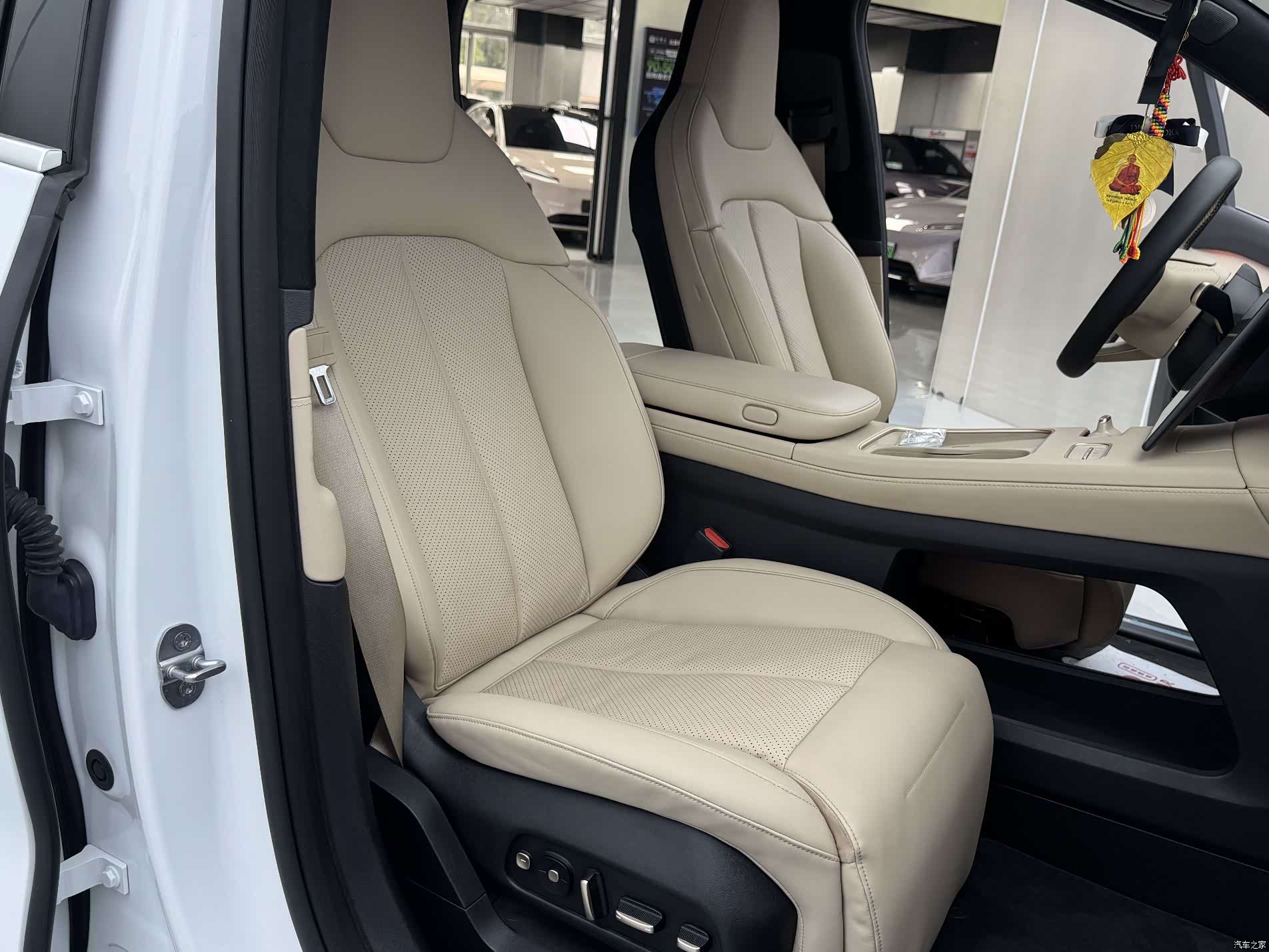 NIO EC7, 2023 17