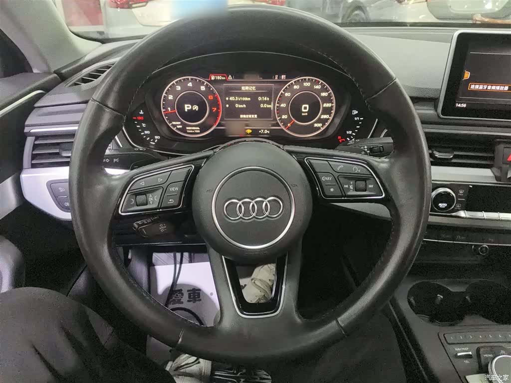 Audi A4L, 2018 7