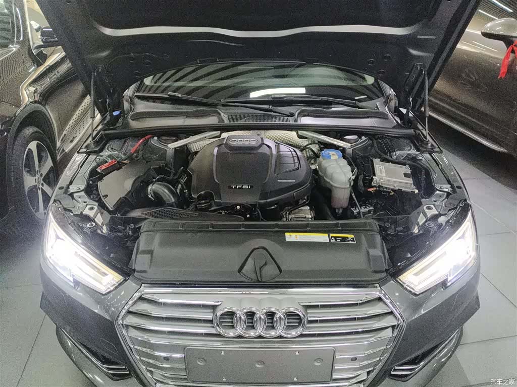 Audi A4L, 2018 16