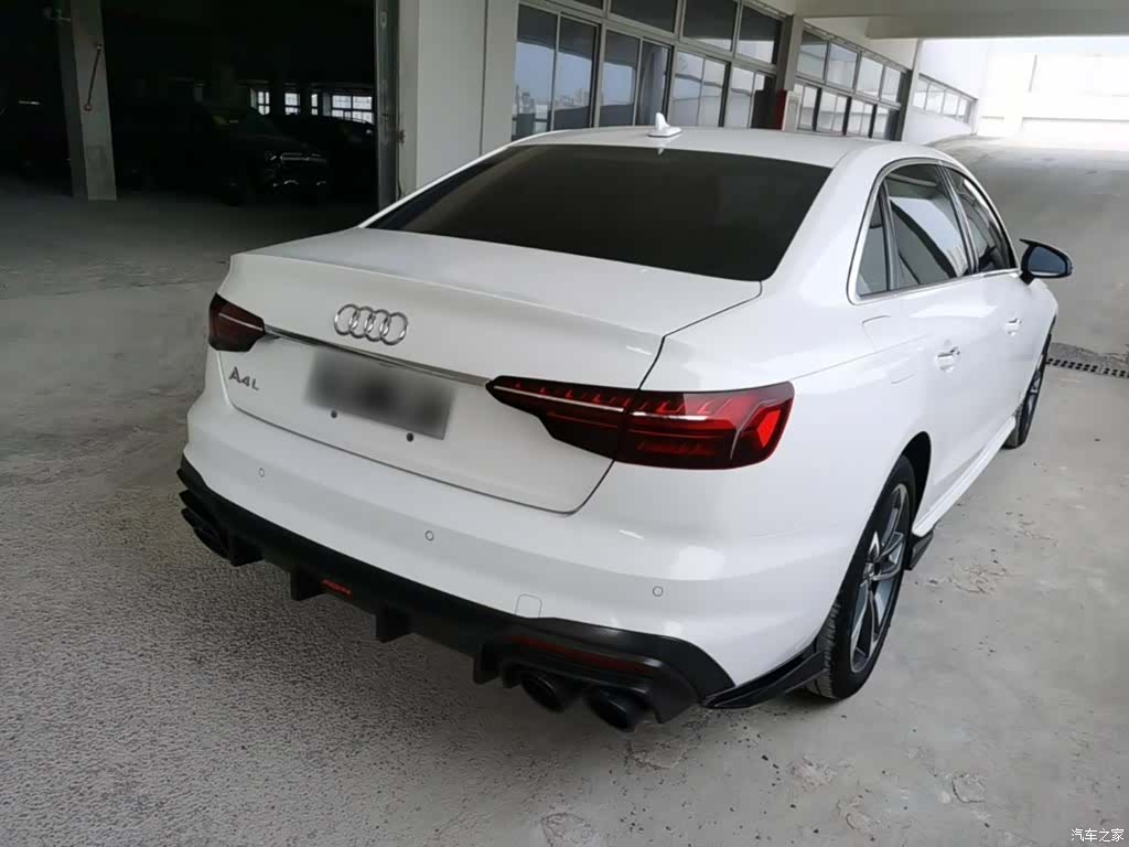 Audi A4L, 2022 7