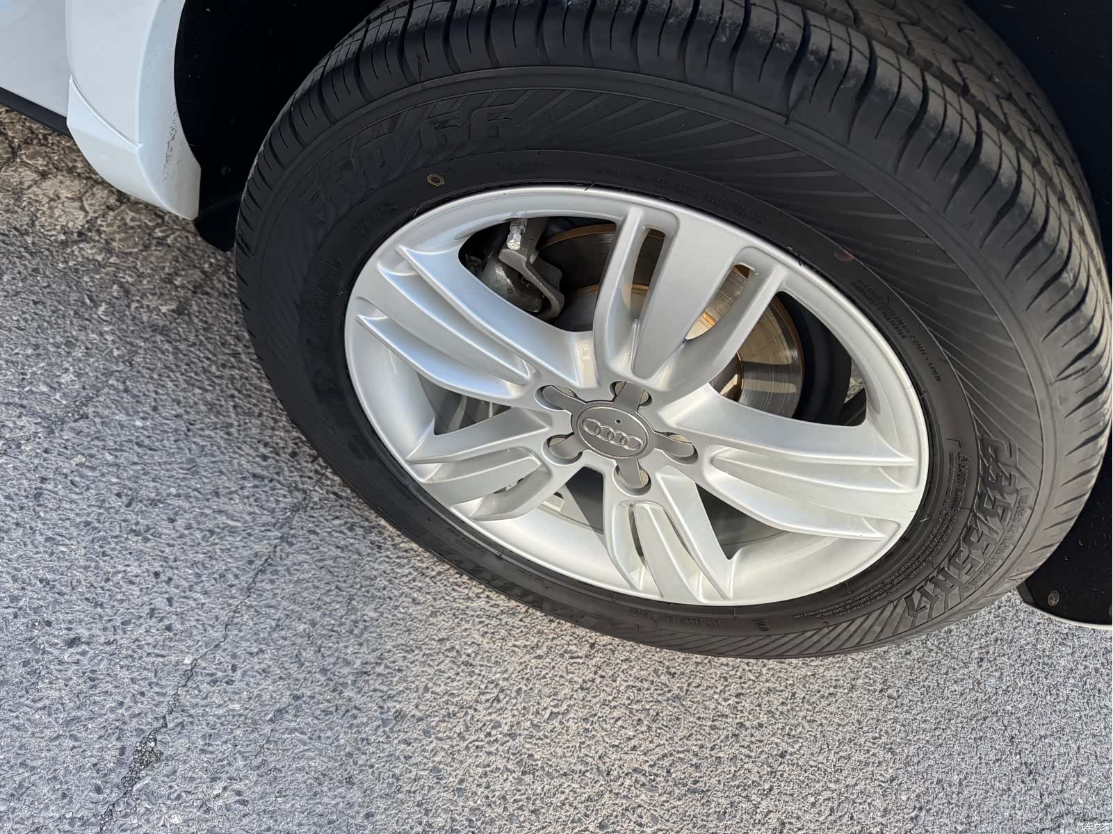Audi Q3, 2015 10