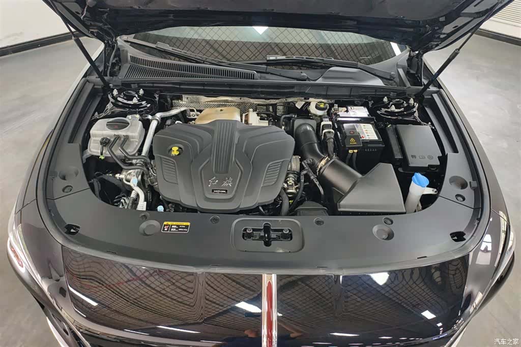 Hongqi H5, 2024 10