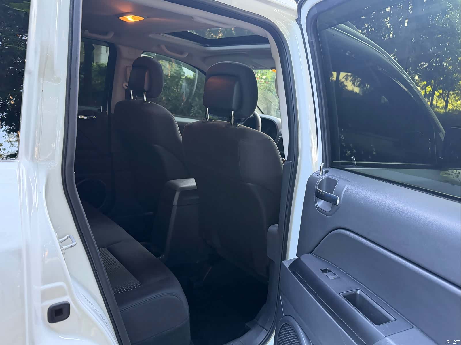 Jeep Compass, 2013 11