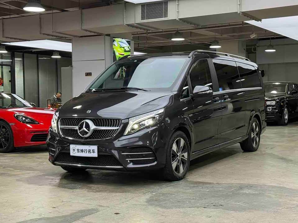 Mercedes-Benz V-class