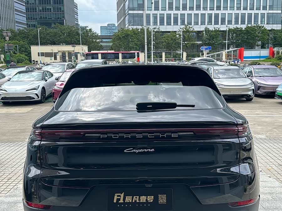 Porsche Cayenne 2025, фото 8