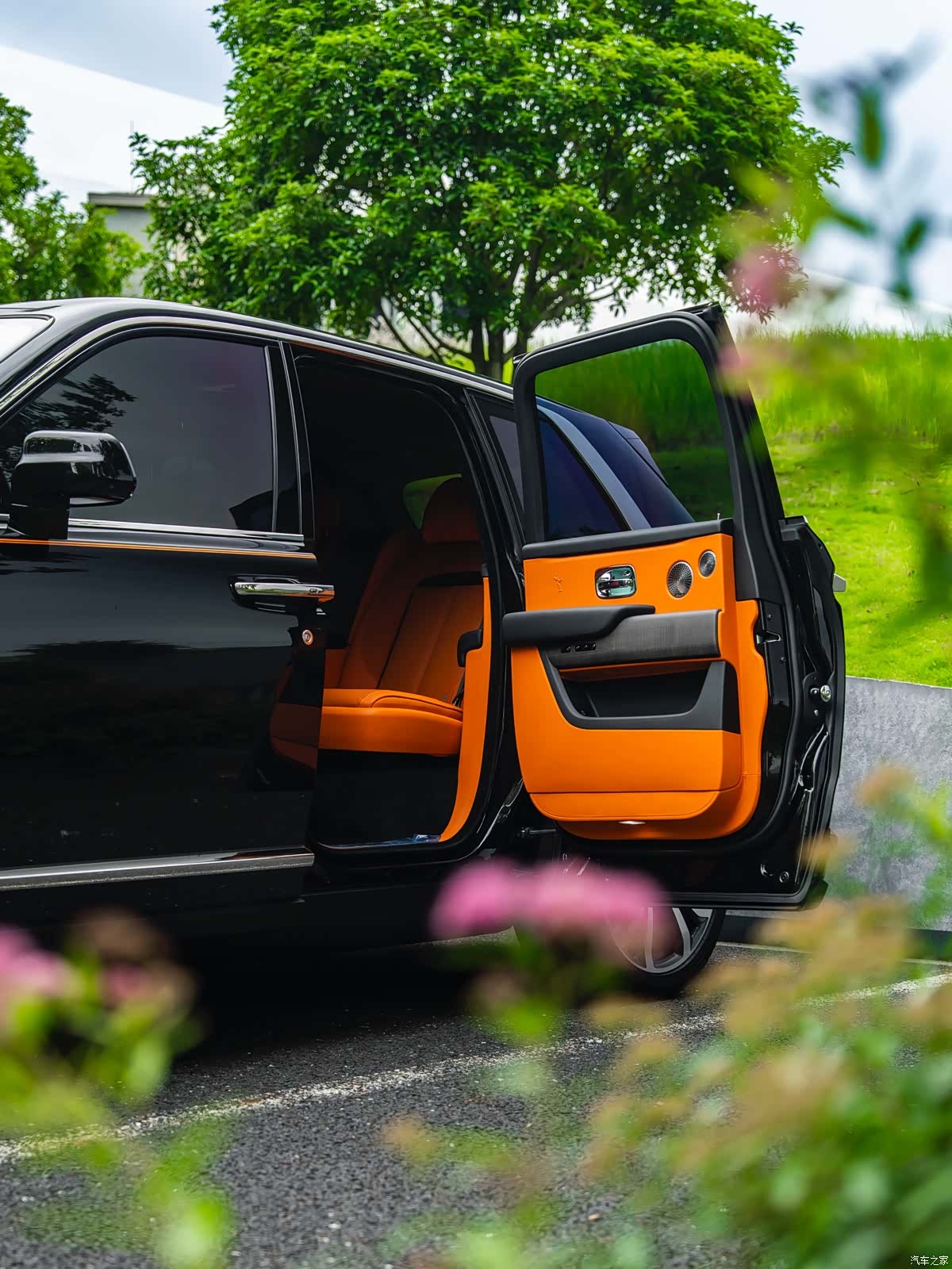 Rolls-Royce Cullinan, 2023 17