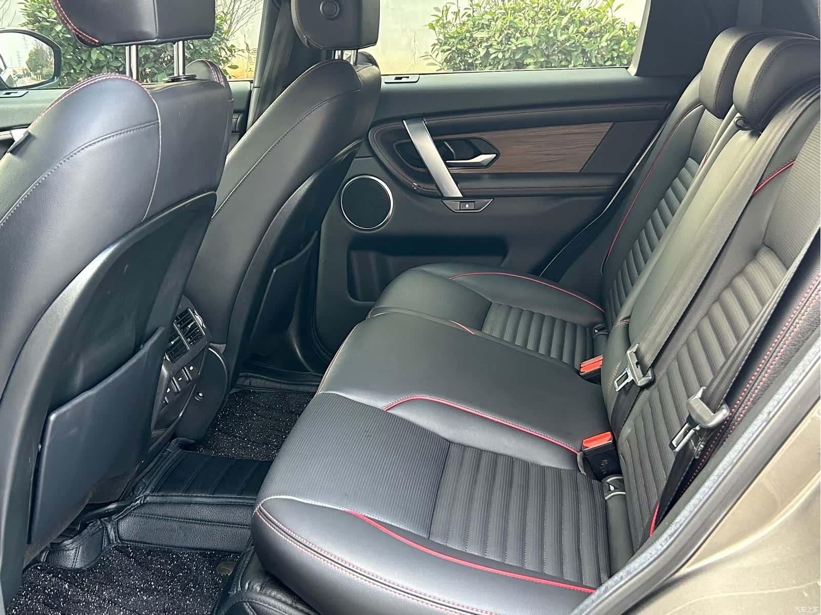 Land Rover Discovery, 2022 14